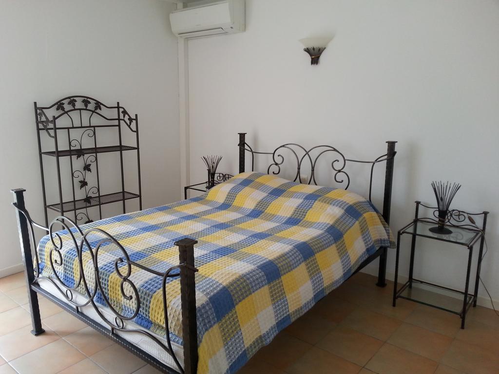 Soleil Rouge Apartment Лез Адре дьо л'Естерел Екстериор снимка